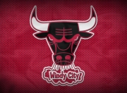 领先优势明显首场状态出色，TES观众沸腾！德罗巴重返赛场观众掌声雷动